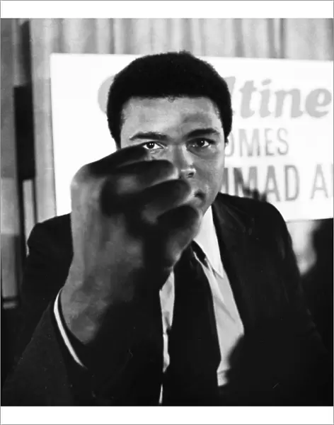 Muhammad Ali - 1971 Press Conference in London