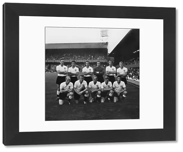 Derby County Team Group 1964  /  65