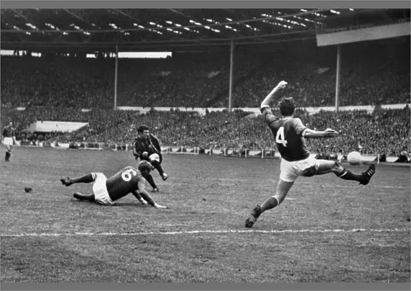 Neil Young Scores for Man City in the 1969 FA Cup Final