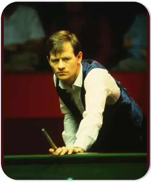 Alex Higgins during the 1985 Embassy World Snooker Championship