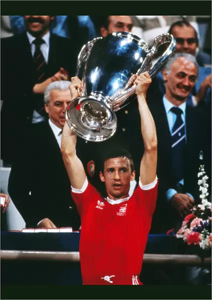 Nottingham Forest captain John McGovern lifts the 1979 European Cup