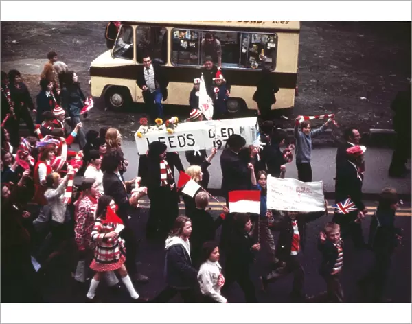 The Leeds died 1973 coffin is carried through the streets of Sunderland on the way to Roker Park