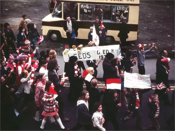 The Leeds died 1973 coffin is carried through the streets of Sunderland on the way to Roker Park
