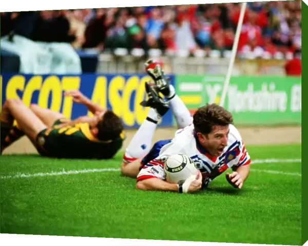 Jonathan Davies touches down for a brilliant try