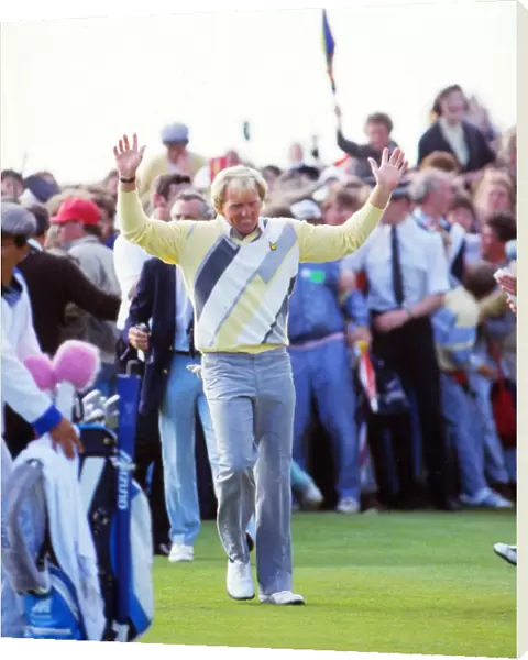 Greg Norman is applauded by the crowd at the final hole of his 1986 Open triumph