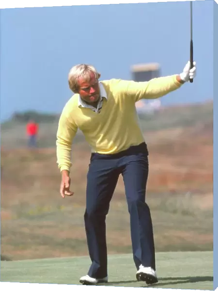 Jack Nicklaus holes a putt on the final day of the 1977 Open