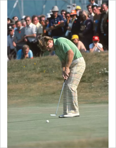 Tom Watson putts on the final day of the 1977 Open Championship