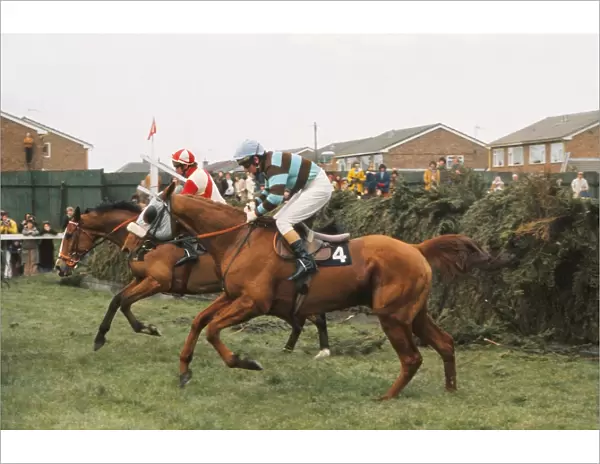 L Escargot clears Valentines during the 1975 Grand National