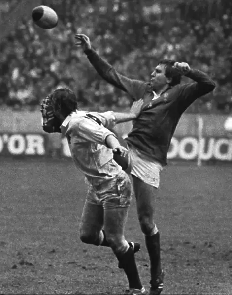 John Scott gets a boot in the face from Jean Luc Joinel - 1982 Five Nations