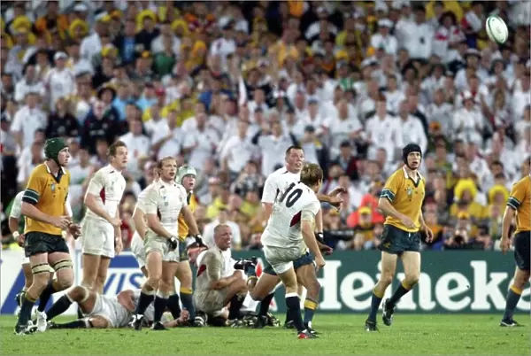 Jonny Wilkinson kicks the winning drop goal in the 2003 World Cup Final