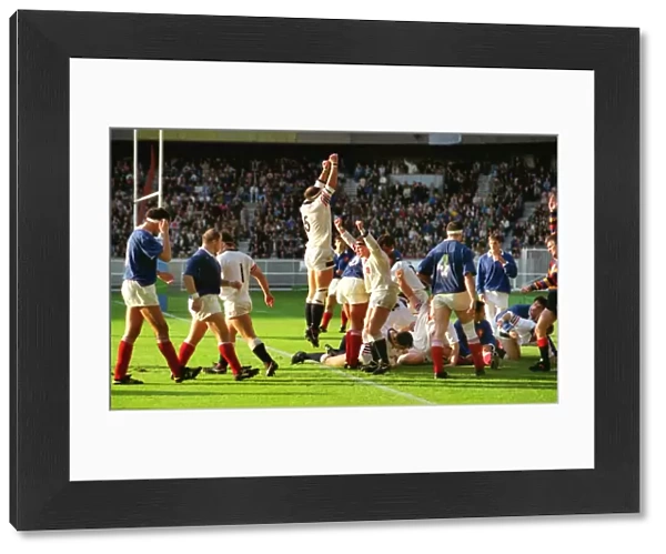 England players celebrate Will Carlings try in the 1991 Rugby World Cup Quarter-finals
