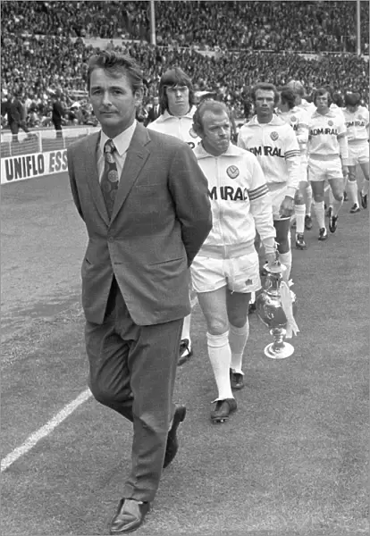 Brian Clough leads Leeds United onto the pitch for the 1974 Charity Shield