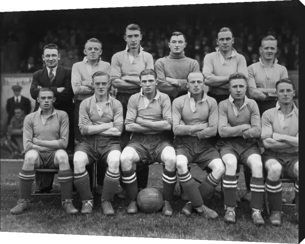 Southampton Team Group - 1932  /  33