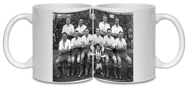Southampton Team Group 1937  /  38