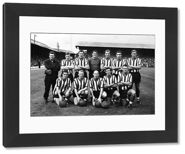 Southampton Team Group 1966  /  67