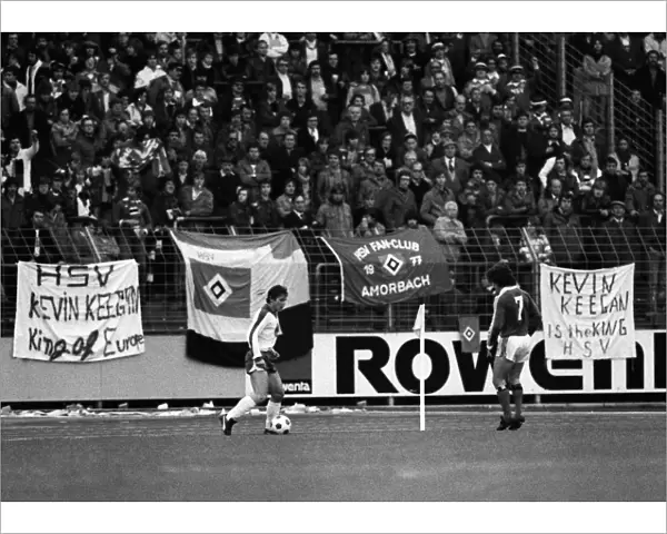 Hamburg fans show their support for Kevin Keegan in 1978