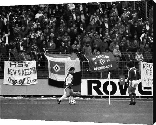 Hamburg fans show their support for Kevin Keegan in 1978