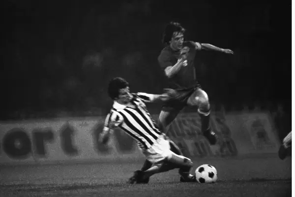 Fabio Capello slide tackles Johan Cruyff during the 1973 European Cup Final