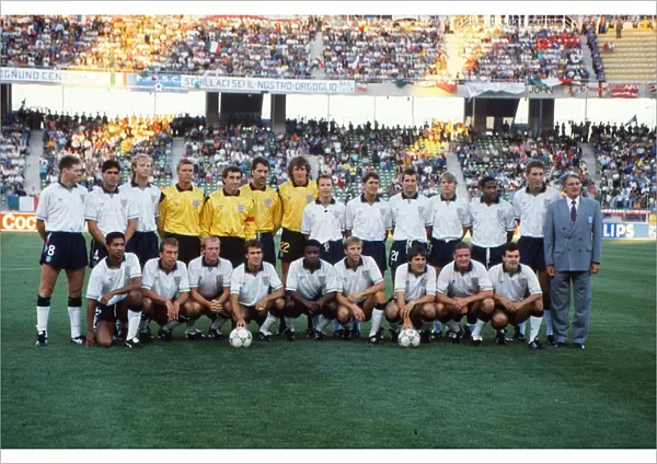 The full England squad at the 1990 World Cup