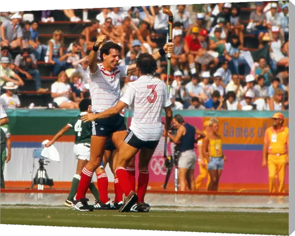 Great Britain hockey team celebrate - 1984 Los Angeles Olympics