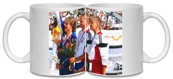Womens 400m Freestyle Medal Presentation - 1984 Los Angeles Olympics