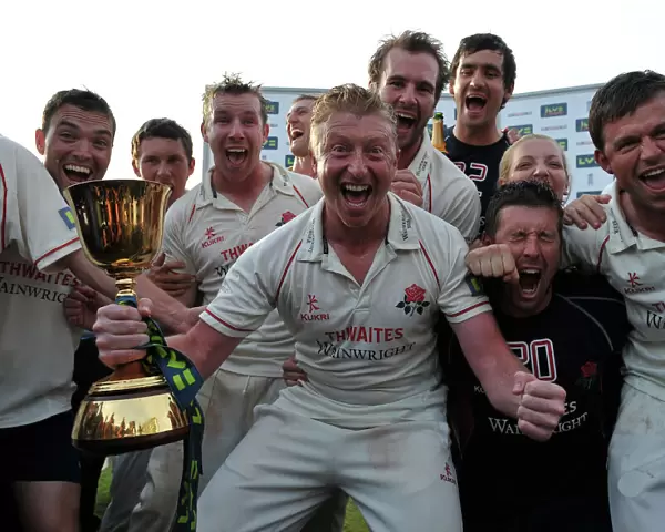 Lancashire win the 2011 County Championship