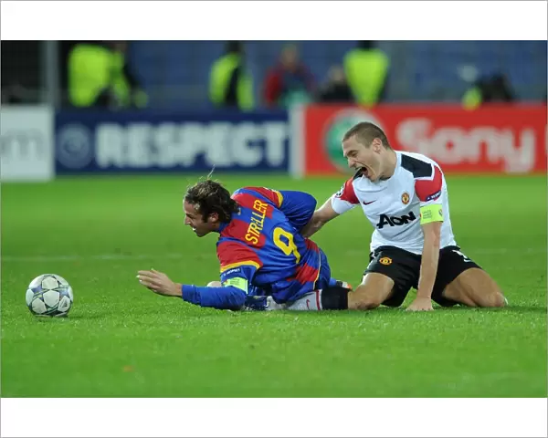 Nemanja Vidic is injured during the 2011 Champions League