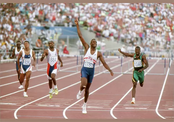 Kevin Young of the USA wins gold in the 400m hurdles at the 1992 Barcelona Olympics