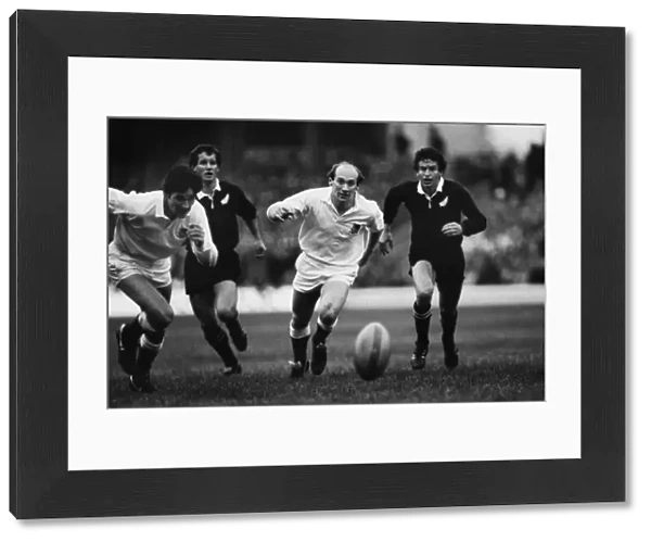 Englands Les Cusworth chases after the ball against the All Blacks in 1983
