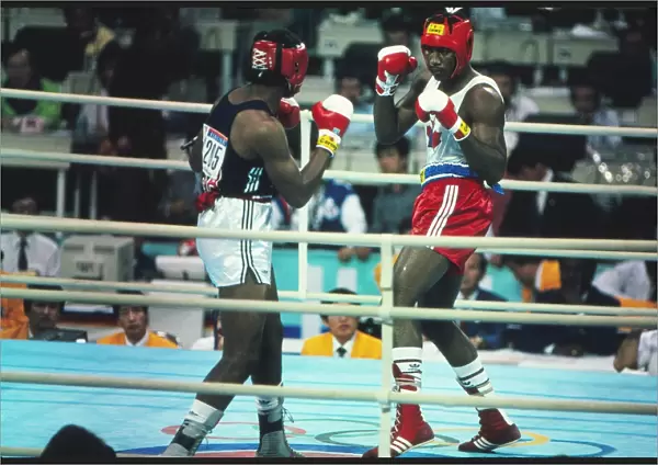 Lennox Lewis takes on Riddick Bowe - 1988 Seoul Olympics - Boxing