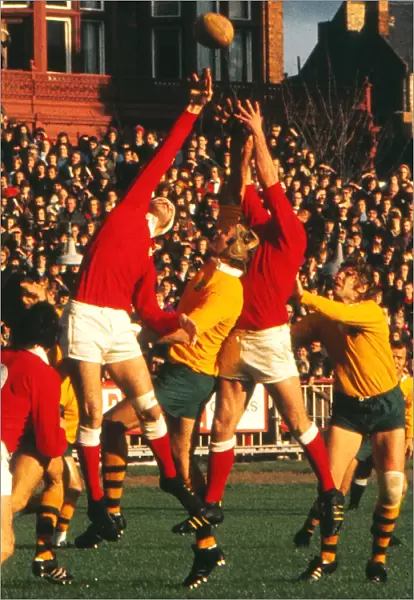 Mervyn Davies wins a line-out for Wales against Australia in 1974