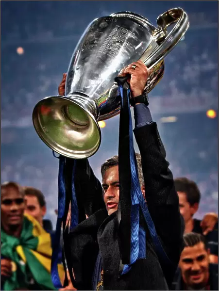 Jose Mourinho lifts the European Champion Clubs Cup with Inter Milan