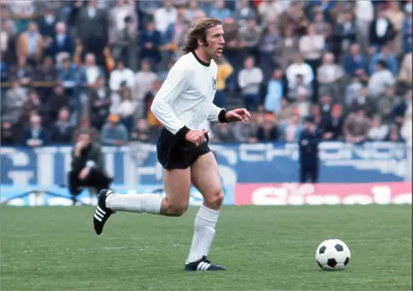 Gunter Netzer on the ball in the final of Euro 72