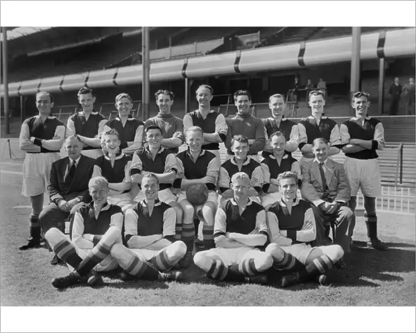 Aston Villa - 1954  /  5