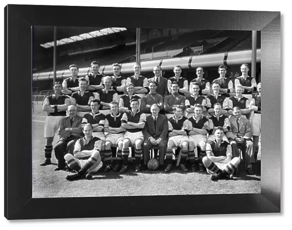 Aston Villa Full Squad - 1954  /  5
