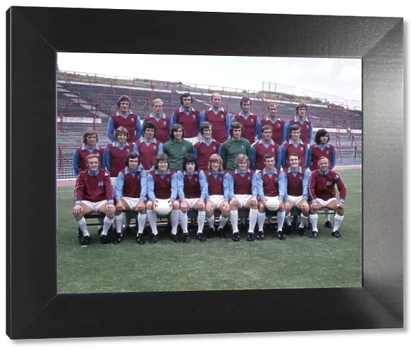 Aston Villa Full Squad - 1971  /  2