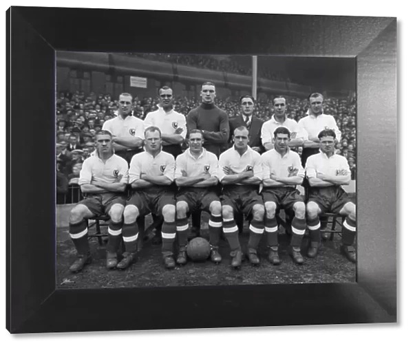 Tottenham Hotspur - 1937  /  38