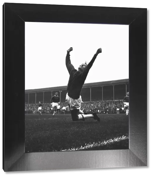 Leyton Orient goalkeeper Mike Pinner makes a save at Deepdale