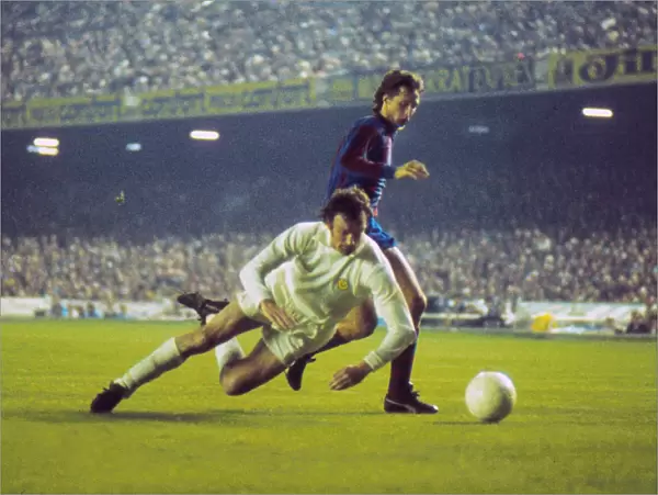 Paul Madeley and Johan Cruyff clash during the 1975 European Cup
