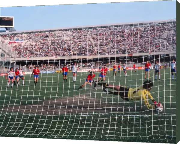 Englands Ray Clemence saves a penalty against Spain at Euro 80