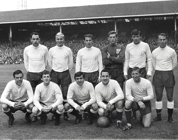 Tottenham Hotspur - 1966  /  67