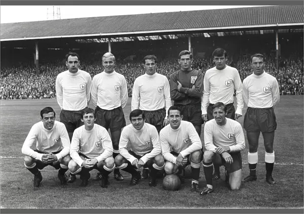 Tottenham Hotspur - 1966  /  67