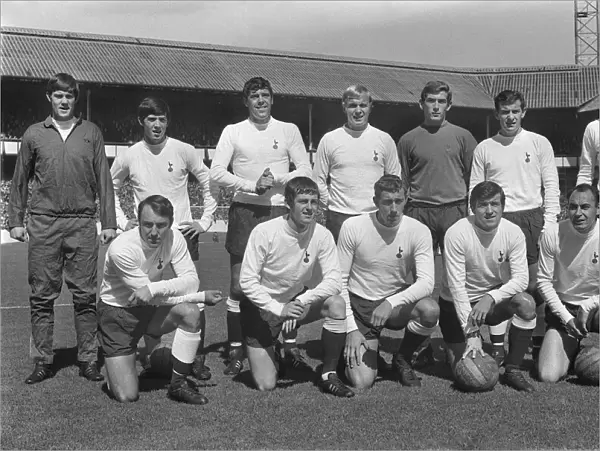 Tottenham Hotspur - 1968  /  69