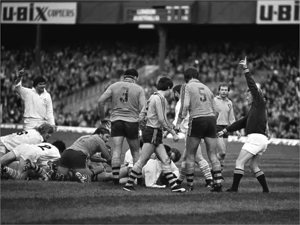 Clinton McGregor scores a try for London Division against Australia in 1981