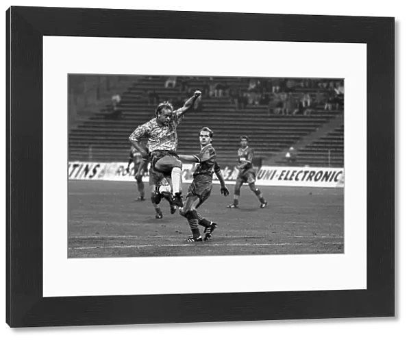 Jeremy Goss scores his famous volley against Bayern Munich in 1993 +