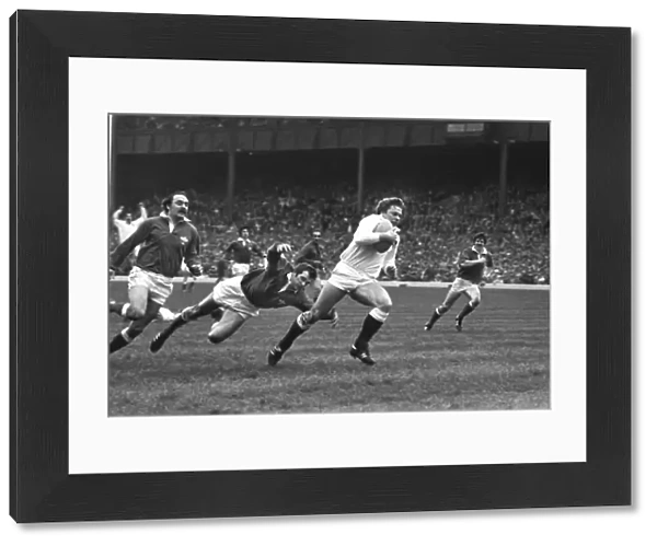 John Carleton goes over for a try against Wales - 1982 Five Nations