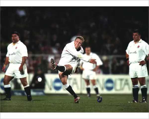 Jonny Wilkinson kicks one of his 8 penalties in the 2nd Test against South Africa in 2000