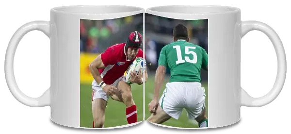 Leigh Halfpenny runs at Rob Kearney - 2011 Rugby World Cup