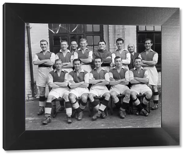 Swansea Town - 1946  /  7