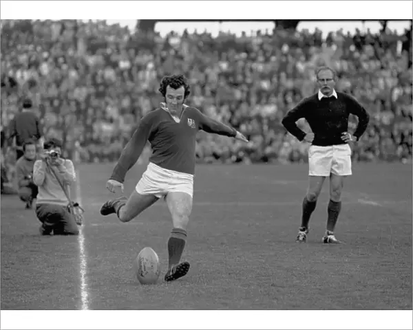 Phil Bennett kicks for the British Lions against Natal in 1974